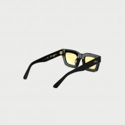 CHERRY Swingers (Piano Black) Accessories